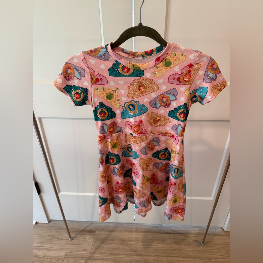 Size 5/6 Disney princess dress